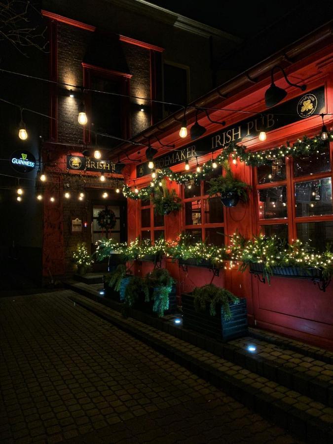 Shoemaker Irish Pub & Homestay Kielce
