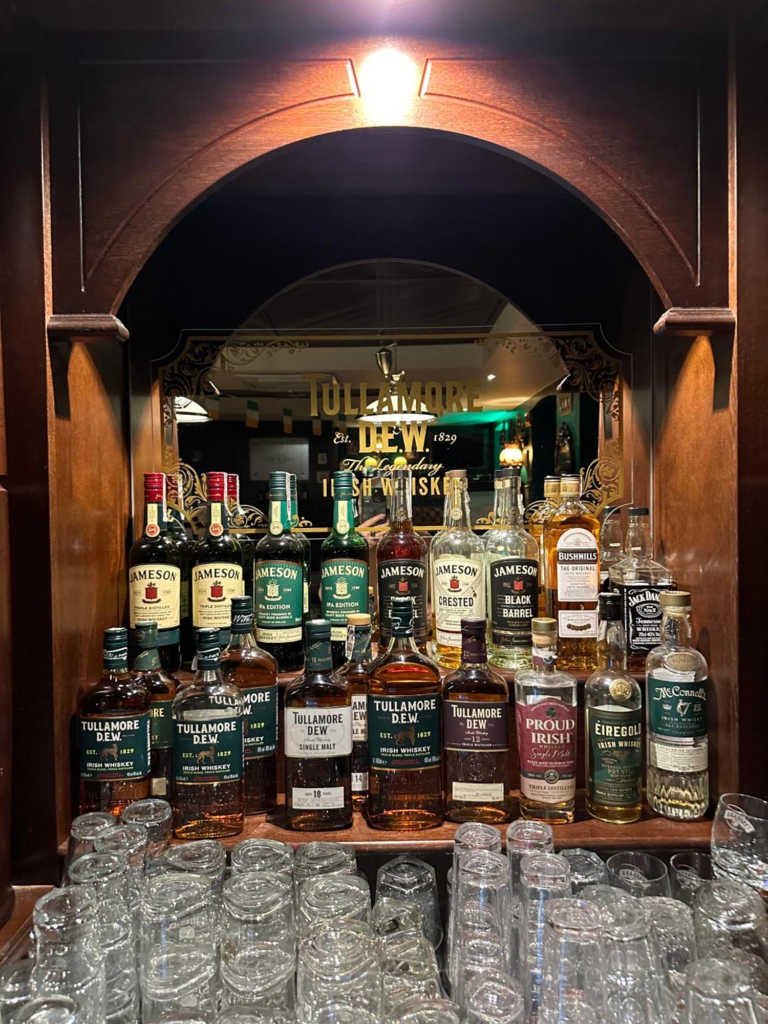 Homestay Shoemaker Irish Pub & Kielce