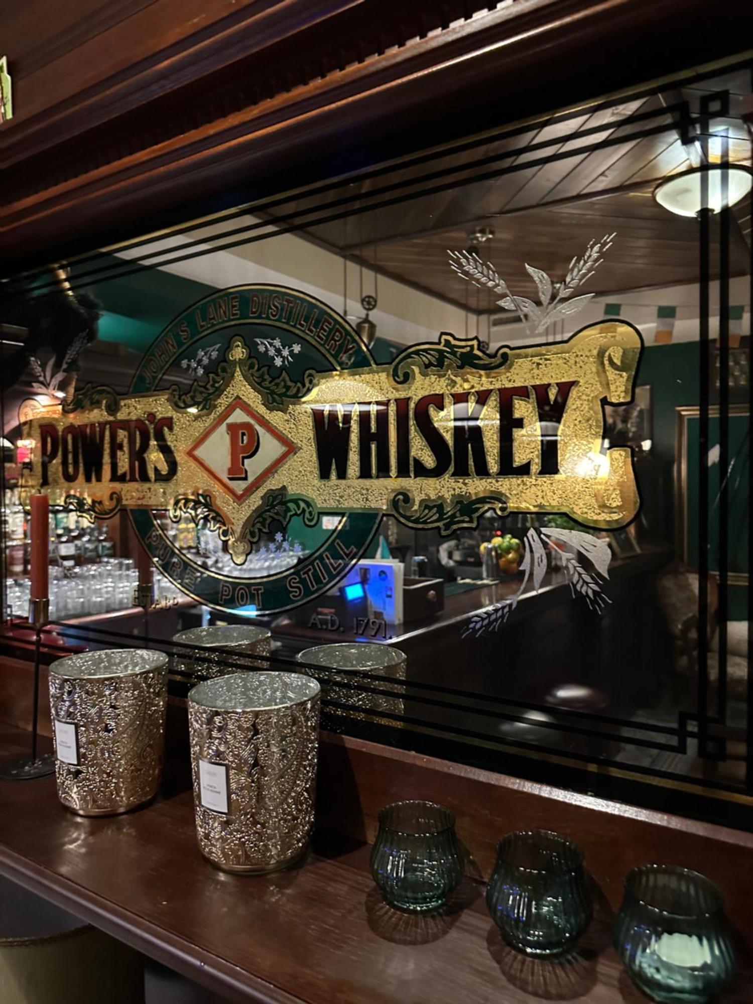 Shoemaker Irish Pub & Homestay