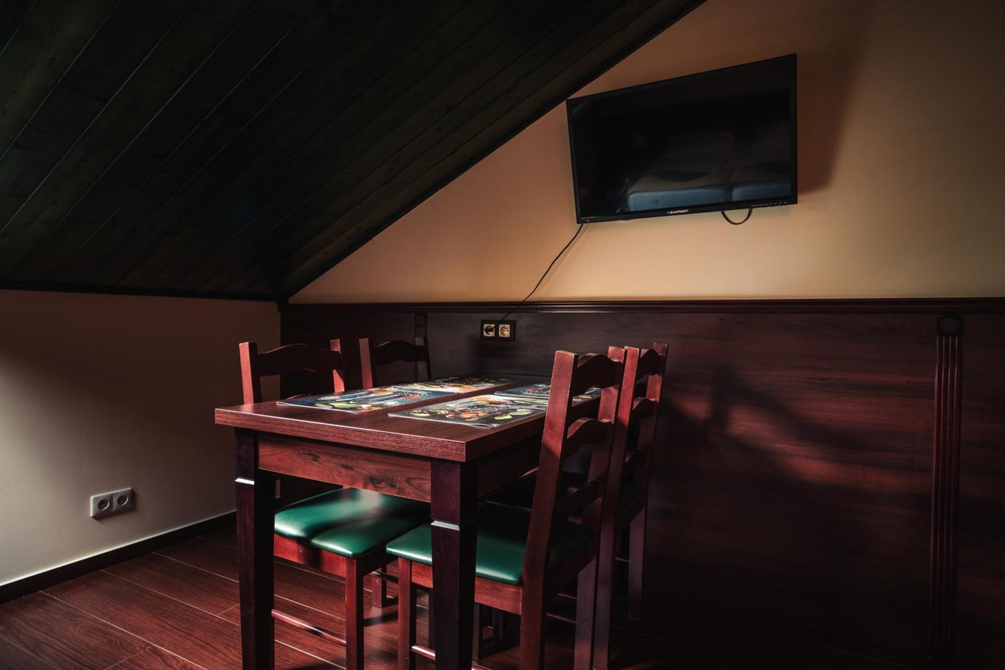 Shoemaker Irish Pub & Homestay Kielce